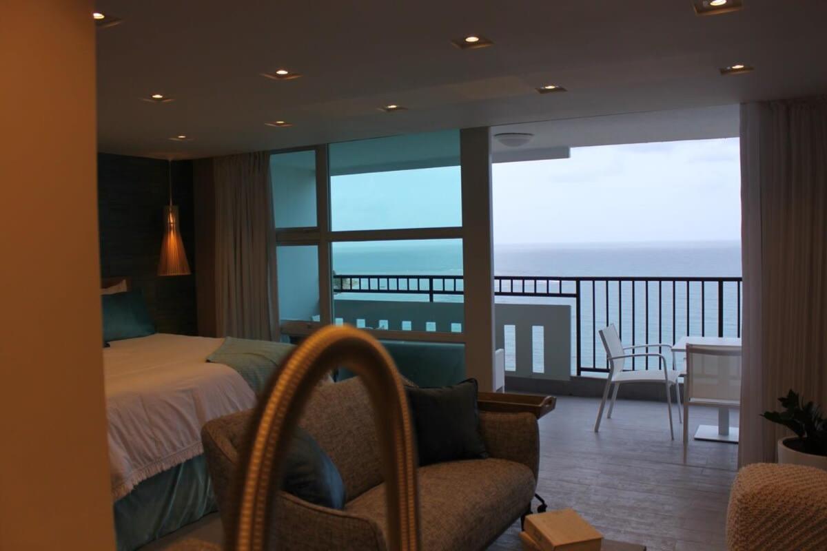 Enchanted 17 Jewel Beachfront Luquillo -Pool מראה חיצוני תמונה