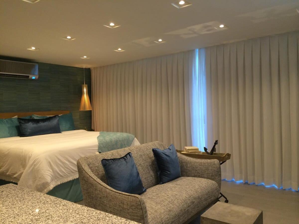 Enchanted 17 Jewel Beachfront Luquillo -Pool מראה חיצוני תמונה