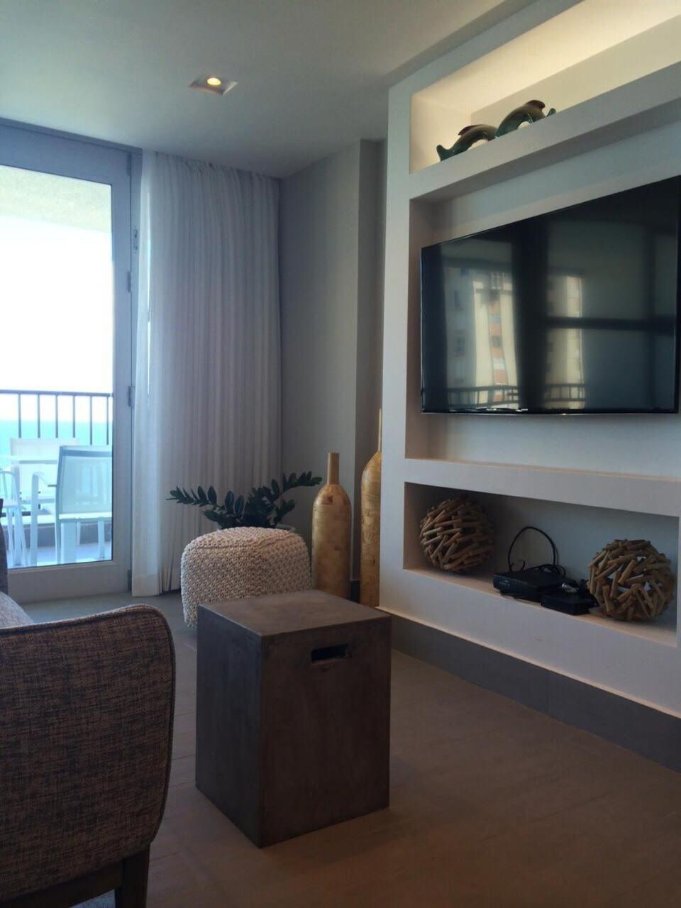 Enchanted 17 Jewel Beachfront Luquillo -Pool מראה חיצוני תמונה