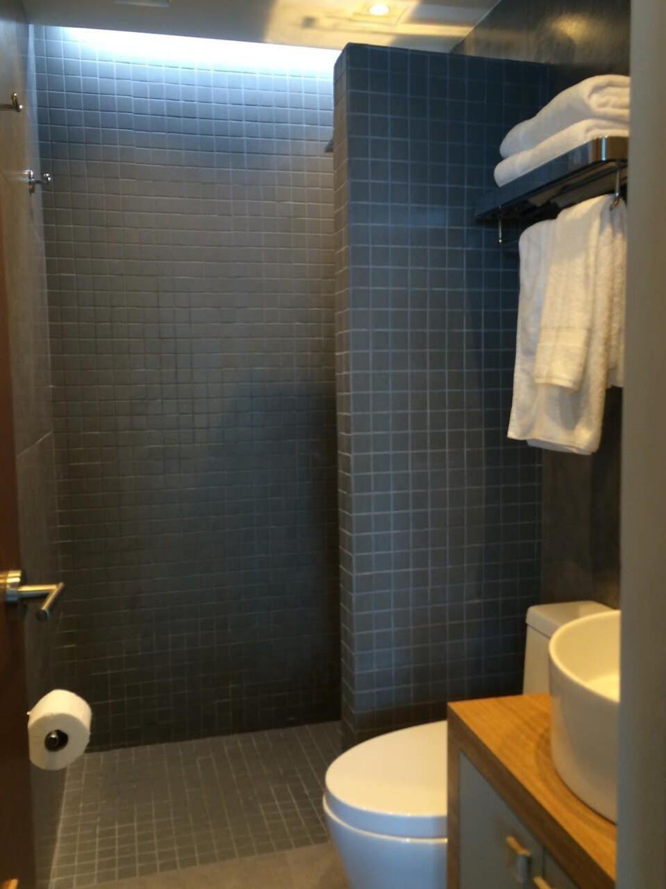 Enchanted 17 Jewel Beachfront Luquillo -Pool מראה חיצוני תמונה